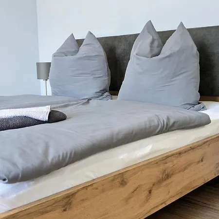 Goethes Liebste Betten - Stilvolle Im Historischen Fachwerkhaus In - Parkplatz, Smart-tv, W-lan Apartment *