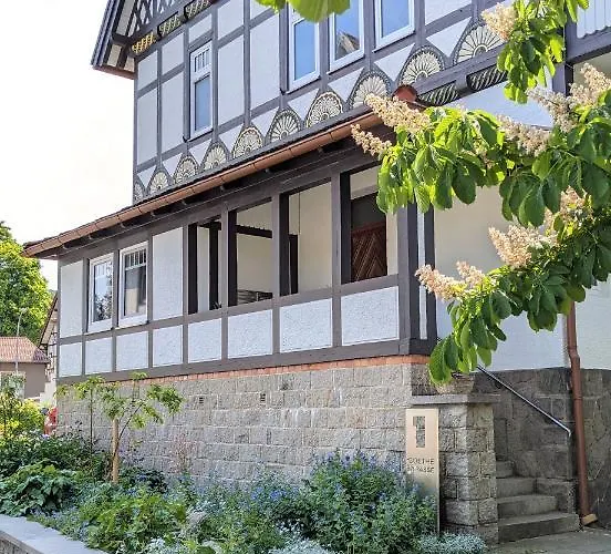 Goethes Liebste Betten - Stilvolle Im Historischen Fachwerkhaus In - Parkplatz, Smart-tv, W-lan *